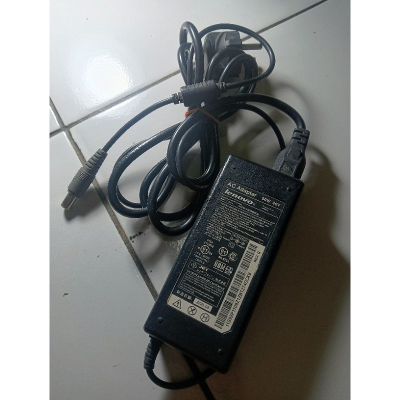 Cas Carger lengkap laptop lenovo t410