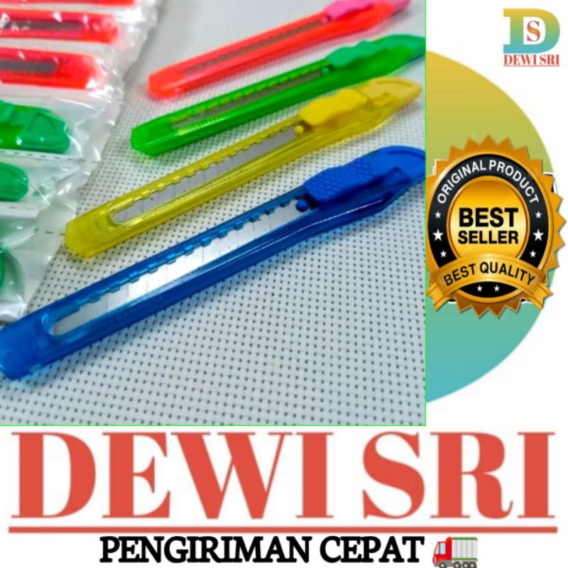 

1pcs CUTTER Kecil Berwarna Transparan.