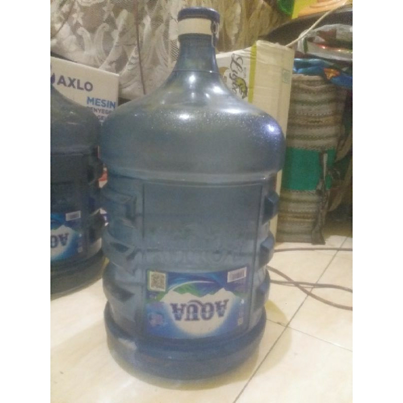 Galon aqua club bekas