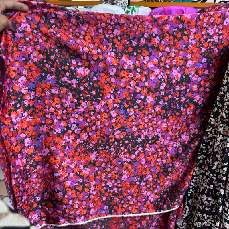 KAIN SATIN SILK MOTIF PREMIUM - lq - kain satin motif kembang - kain silk motif - kain bahan motif -