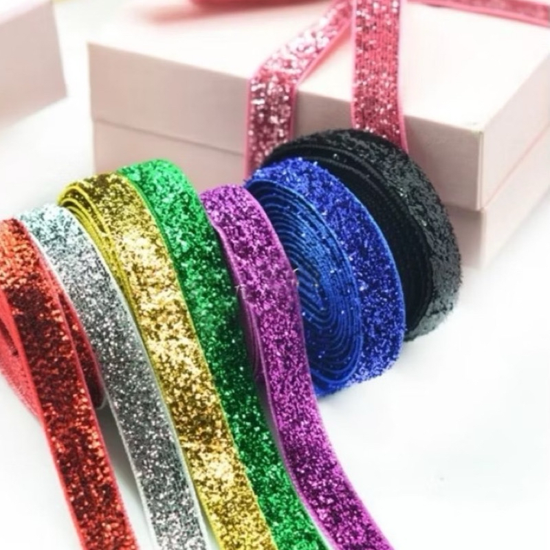 

PITA GIFT BAHAN BELUDRU GLITER METALIK / VELVET RIBBON 3/8 inch Lebar 1 cm (ECERAN) PERMETER