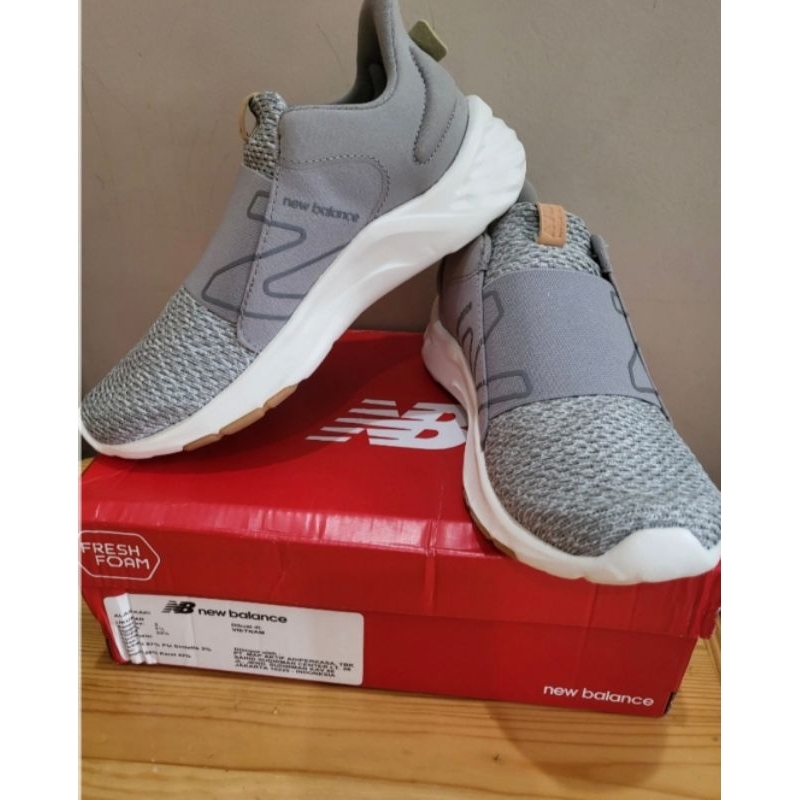 Sepatu Sekolah New Balance Anak / boy girl shoes