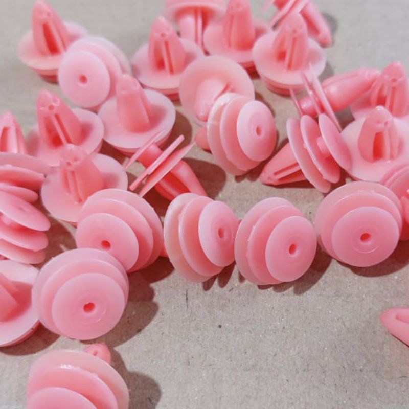 klip pintu door trim Isuzu panther kapsul panther new