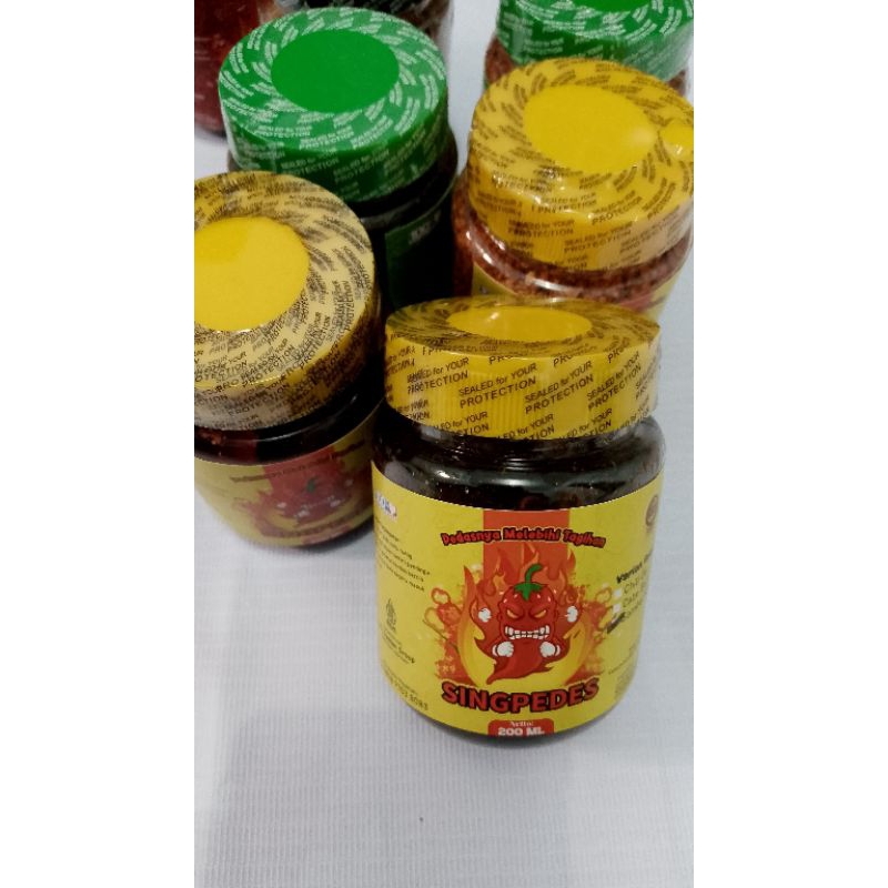 

Sambal kecap merk "SINGPEDES" 200ml,halal pedas manis