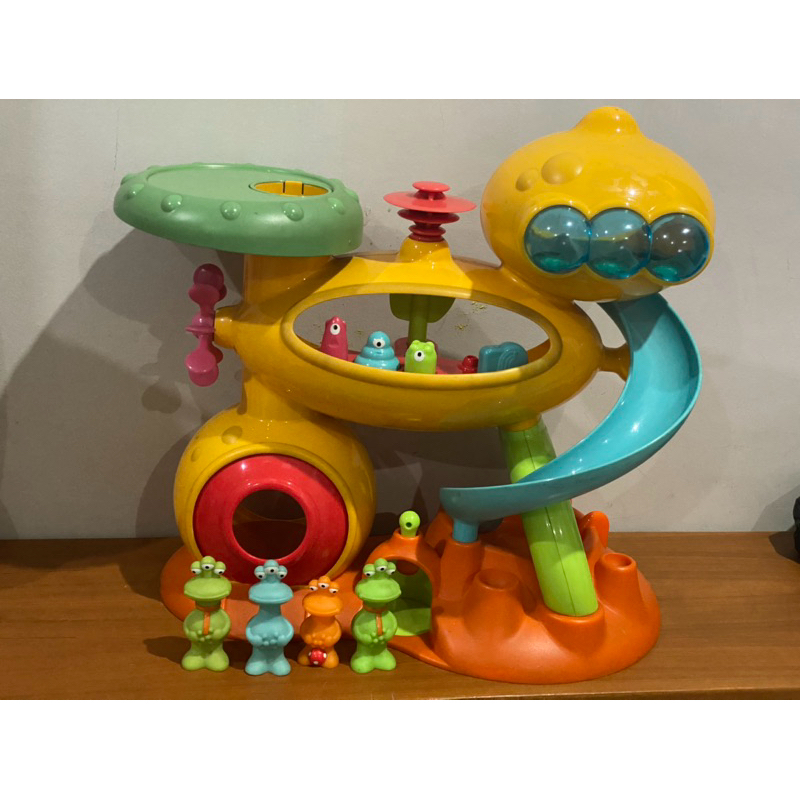 ELC Happyland space station martian moon house preloved