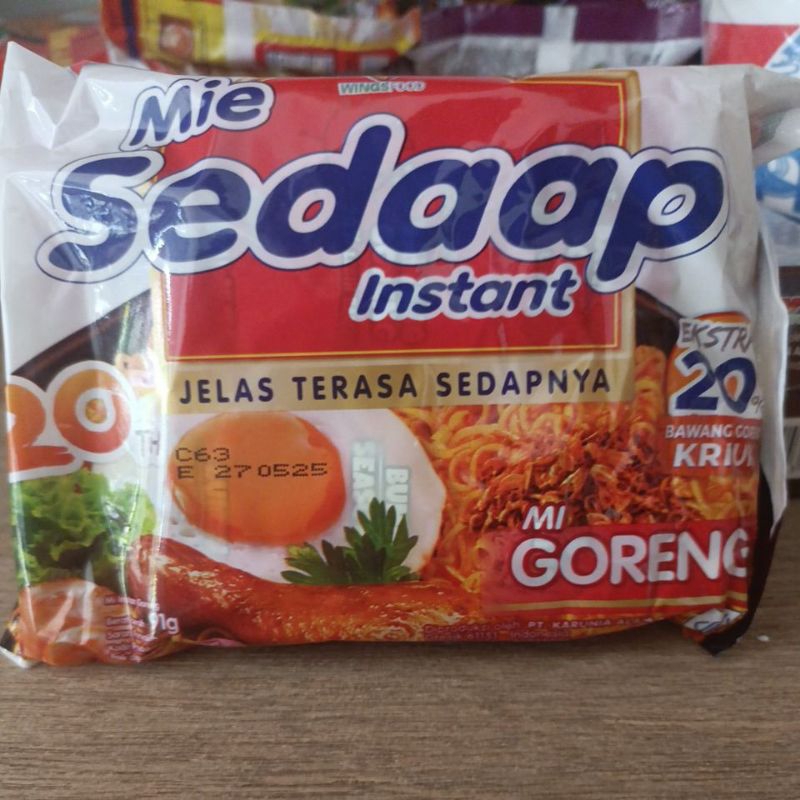 

mie sedap goreng/mie instan