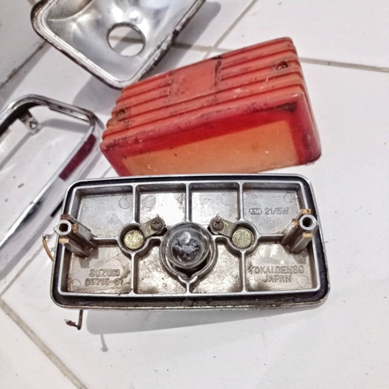 Lampu Stoplamp SUZUKI A100 Bekas Second