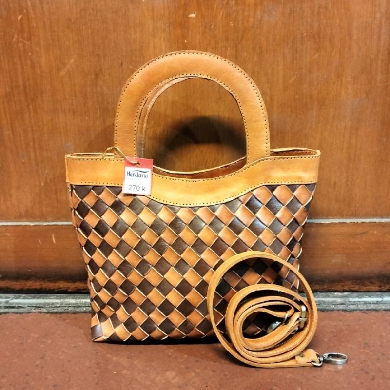 Tas orlinda anyam kulit sapi asli jogja
