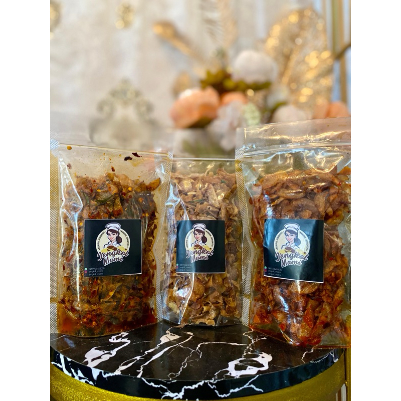 

Bundling 3pcs Keripik Jengkol Mami