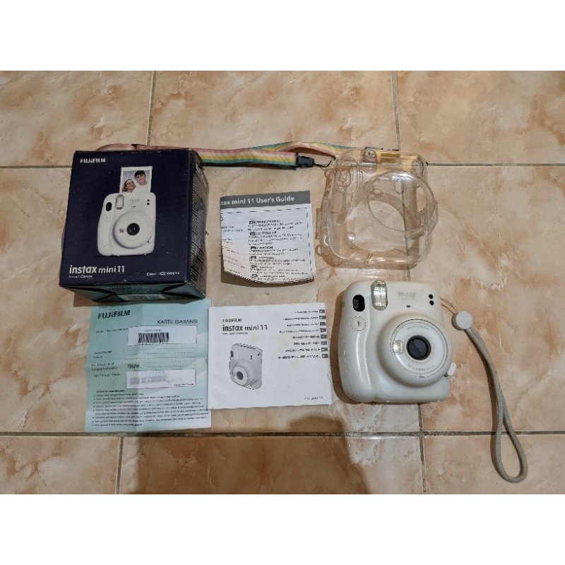 instax mini 11 (kamera polaroid)