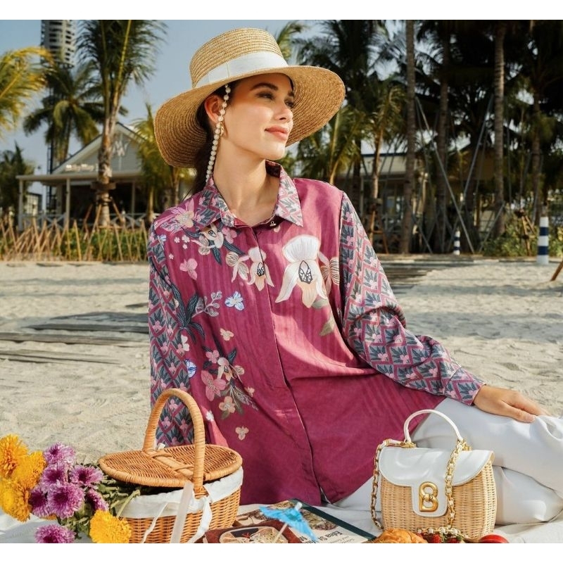 BENANG JARUM-REVERIE YOKE SHIRT TEA ROSE SIZE S