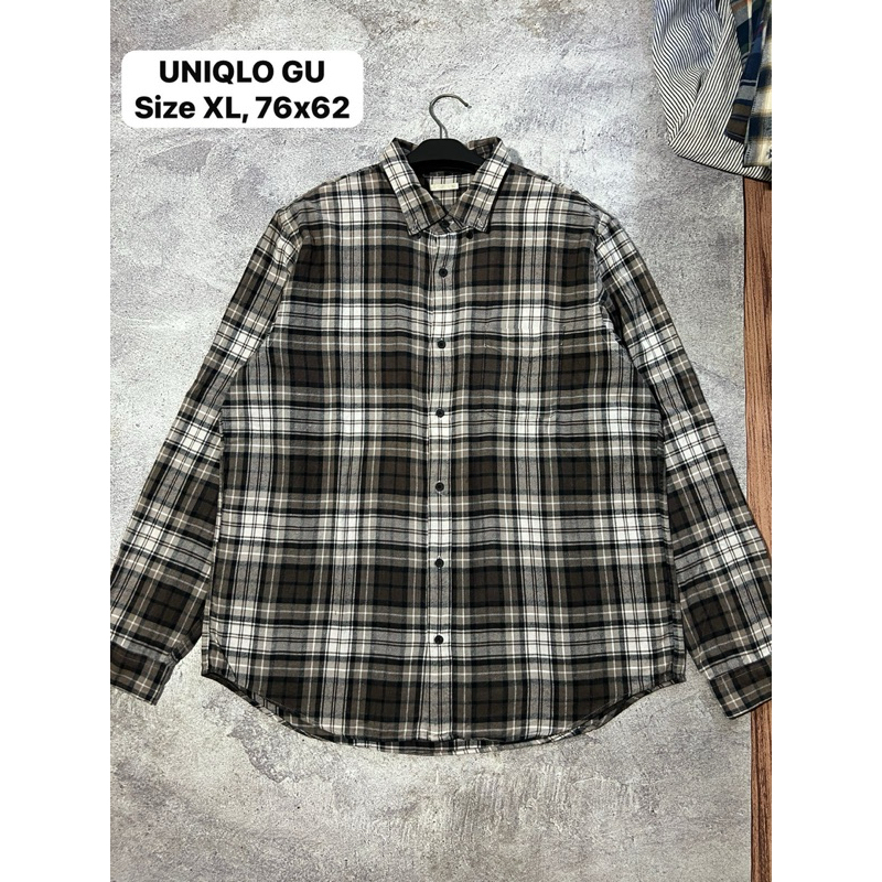 Flannel UNIQLO Size XL Motif coklat