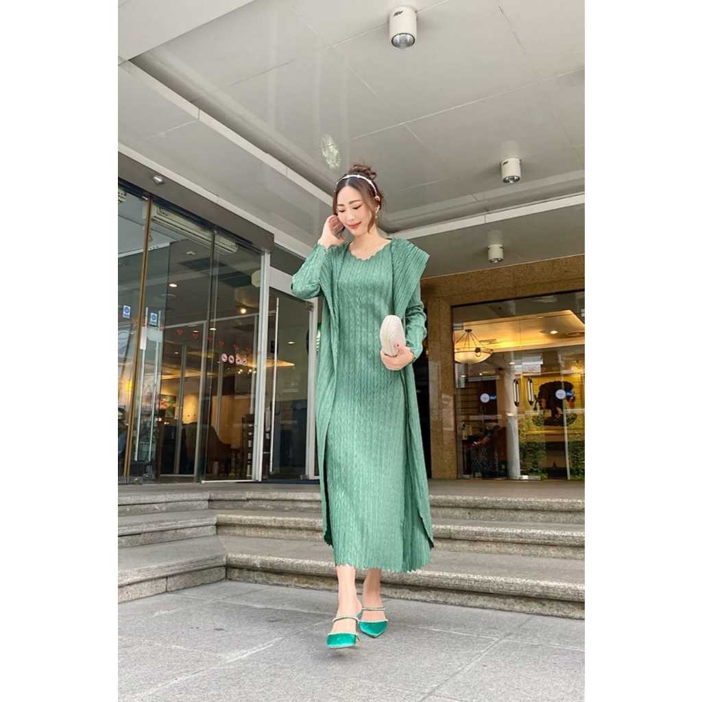Dress Plisket Lengan Panjang Plisket Wanita Maxy Dress Pleats