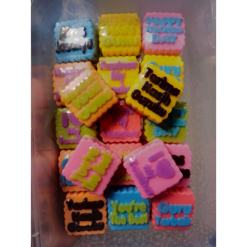 

coklat karakter hari guru