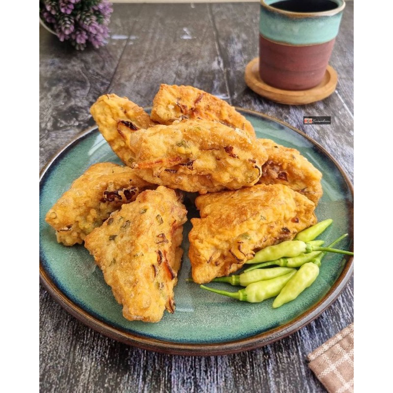 

Tahu Mercon isi Ayam Suir Pedas Frozen atau Mentah