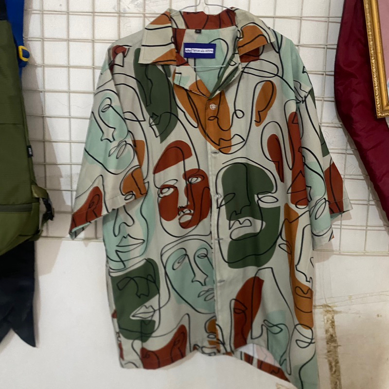 Kemeja Tenue de Attire second/preloved