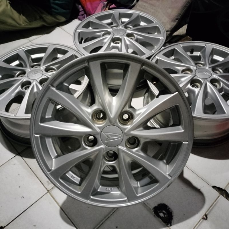 Velg 15 Luxio Original Daihatsu Satuan