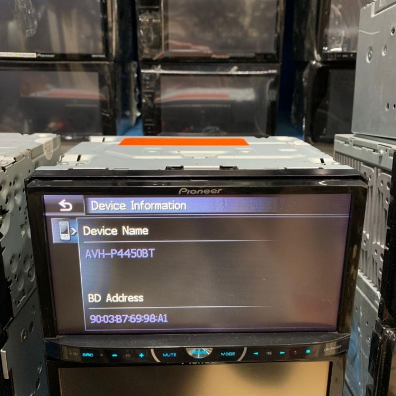 Head unit Pioneer Bluetooth AVH P4450BT kondisi baik good conditions