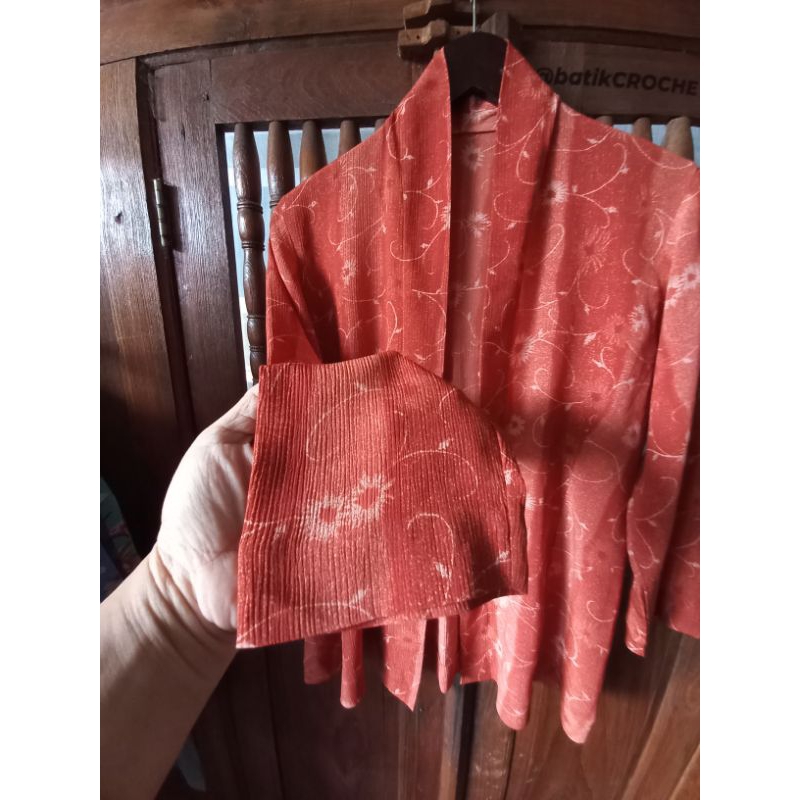 Kebaya Nyonya Lawas Tanpa Bordir