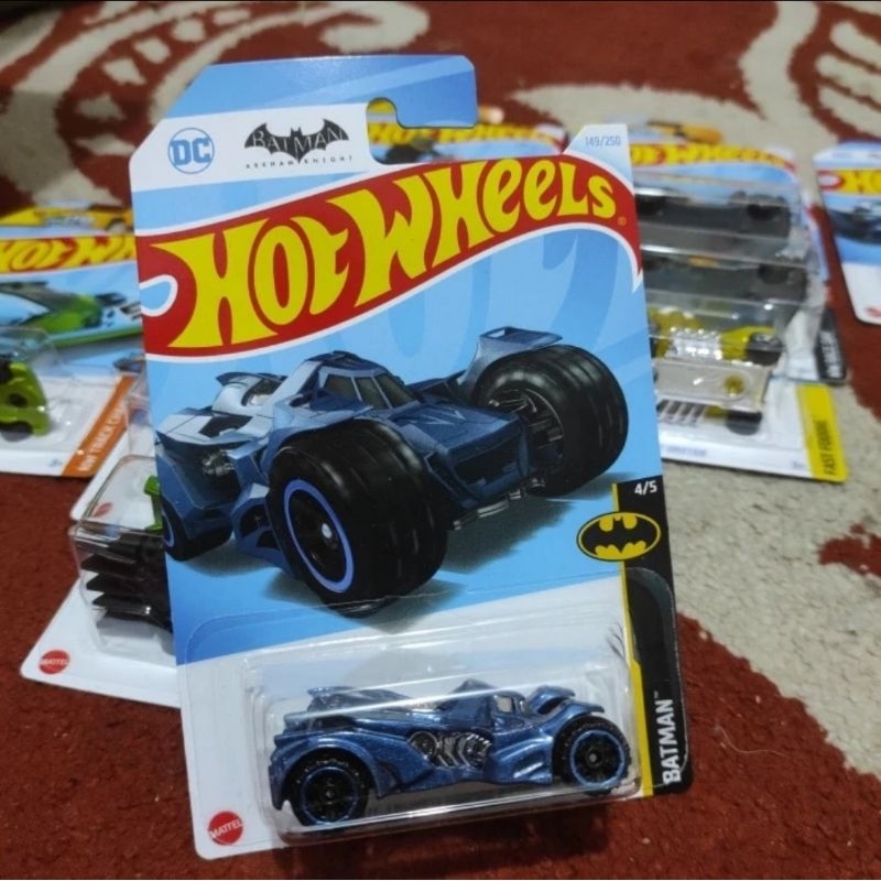 HOT WHEELS Batman Arkham Knight Batmobile
