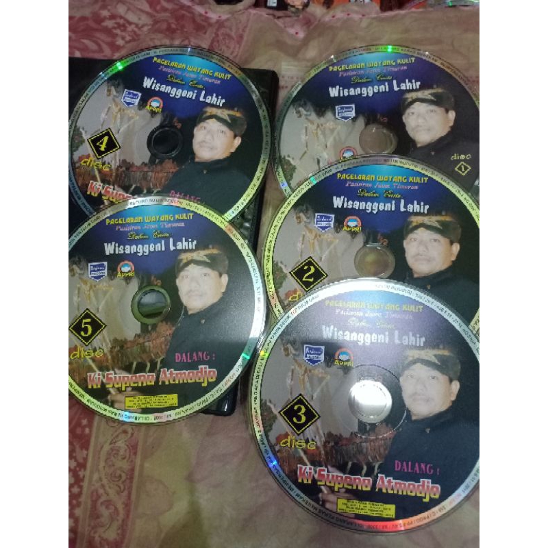 KASET VCD WAYANG KULIT JAWA TIMURAN KI SUPENO ATMODJO LAKON WISANGGENI LAHER 5 DISC TANPA COFER BONU