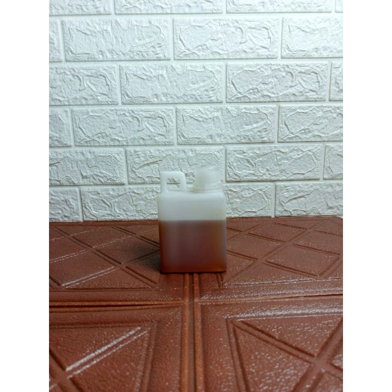 

Madu Randu 500 gr Premium - 100% Madu Asli dari Bunga Randu, Rasa Lembut & Kaya Manfaat