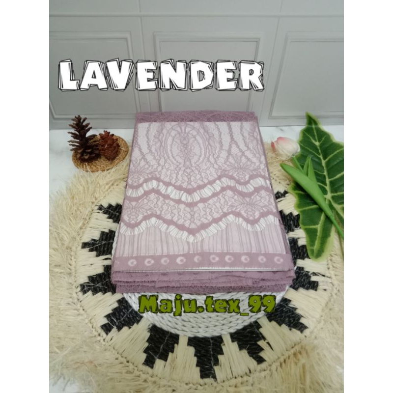 Kain Brokat Chantily Lace / Bakal Kain Brokat Kebaya Chantily