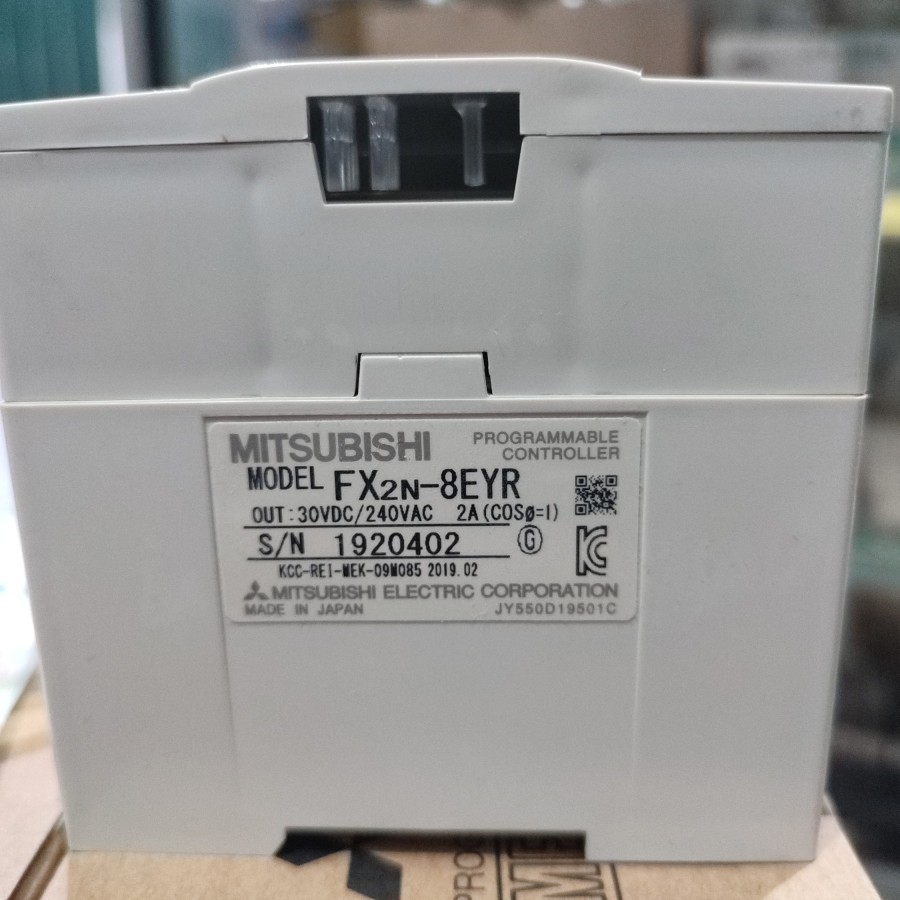 PLC FX2N-8EYR MITSUBISHI