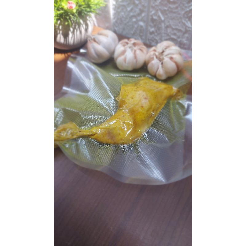

AYAM PRESTO TULANG LUNAK BUMBU KUNING ISI 1