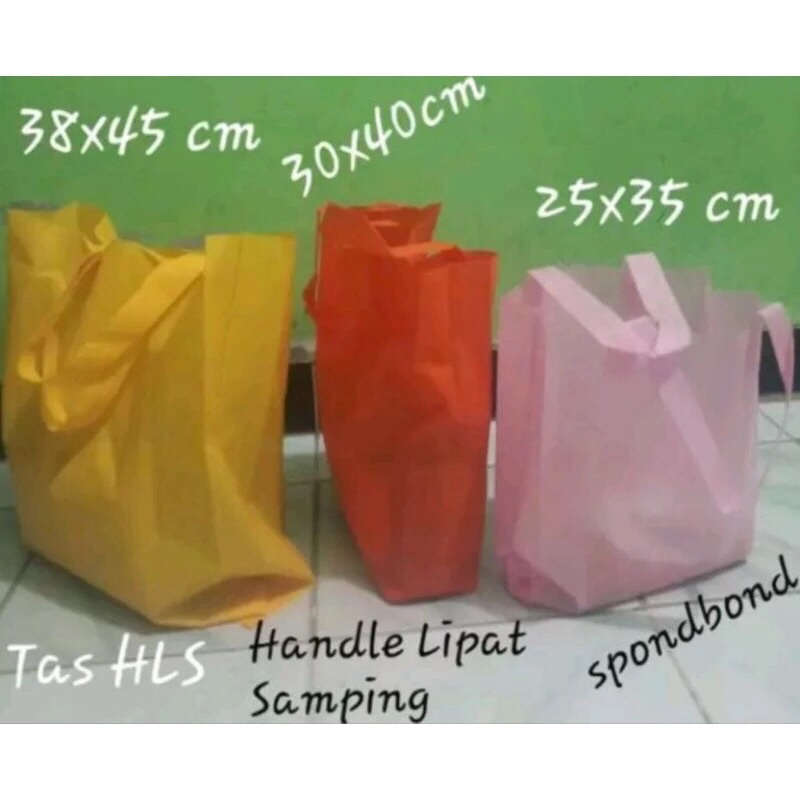 

Tas sponbond polos tali tanpa sablon ukuran 25x35