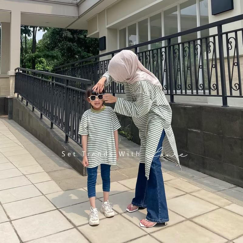 Nunaca Couple Ibu Dan Anak - Bahan Kaos Long Sleeve Lengan Panjang Cotton Combed