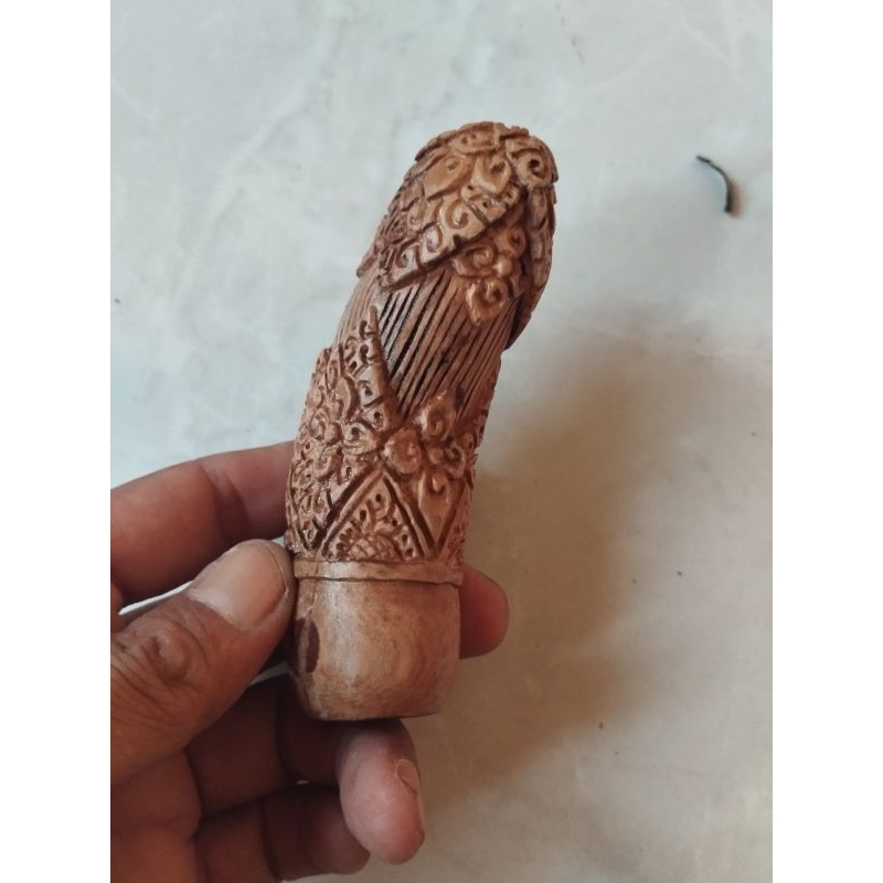 hulu deder keris ukir