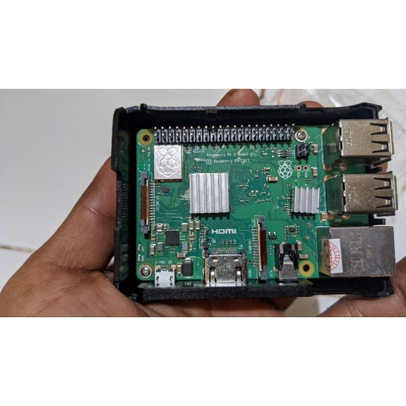 Rasberry pi 3 b+ plus