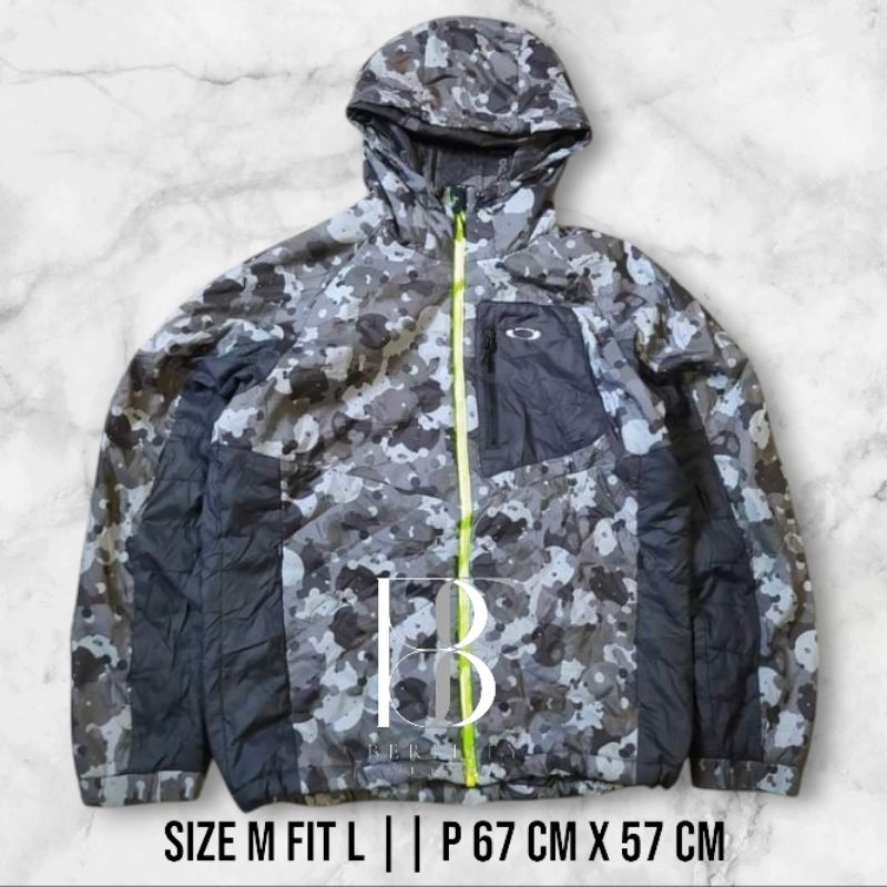 JAKET OAKLEY INNER GELEMBUNG PUFFER +Admin
