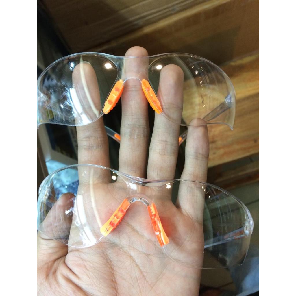 Kacamata safety merk WS bening/clear