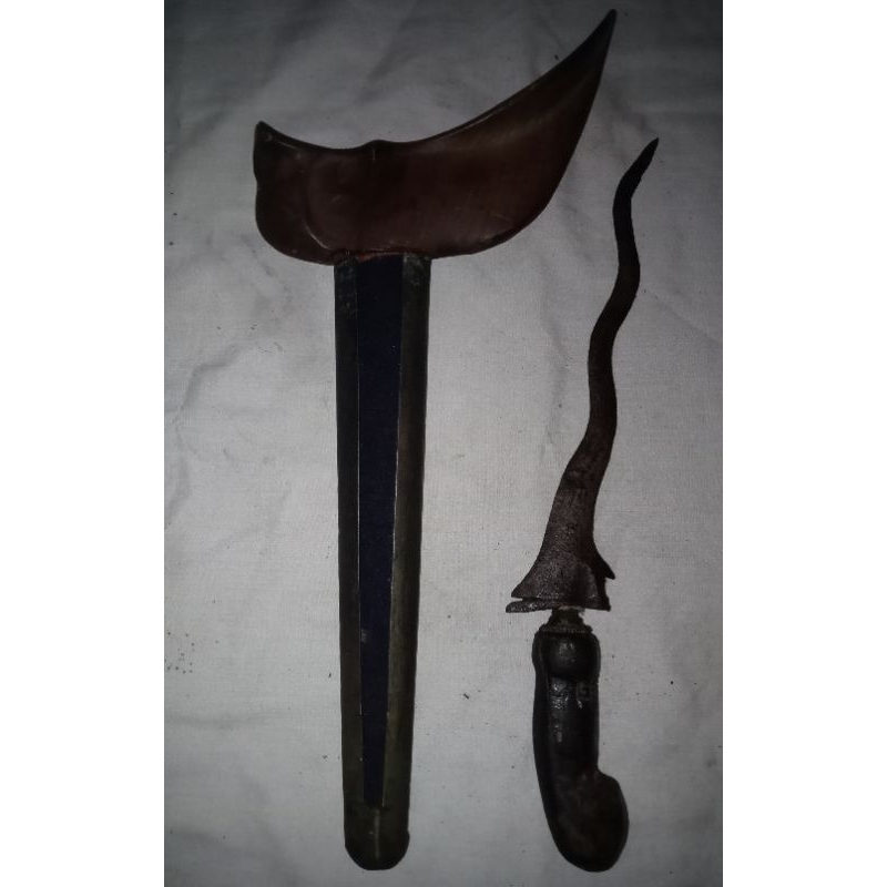 Keris Sepuh Tangguh Pengging