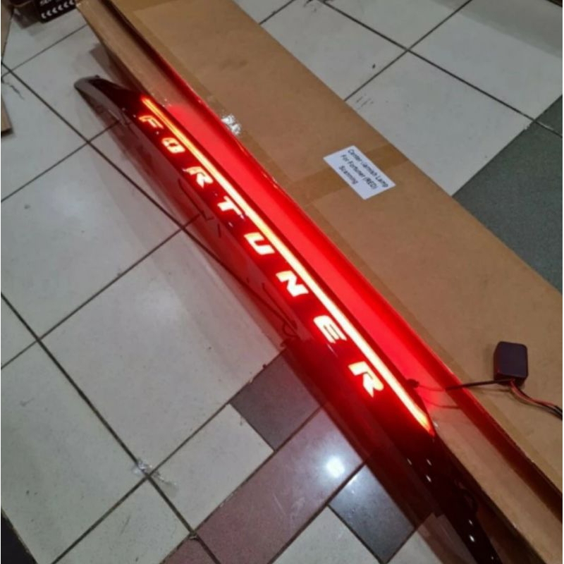 Trunklid bagasi fortuner 2016-2021 led
