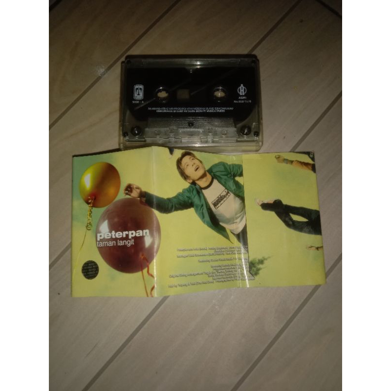 kaset pita peterpan taman langit
