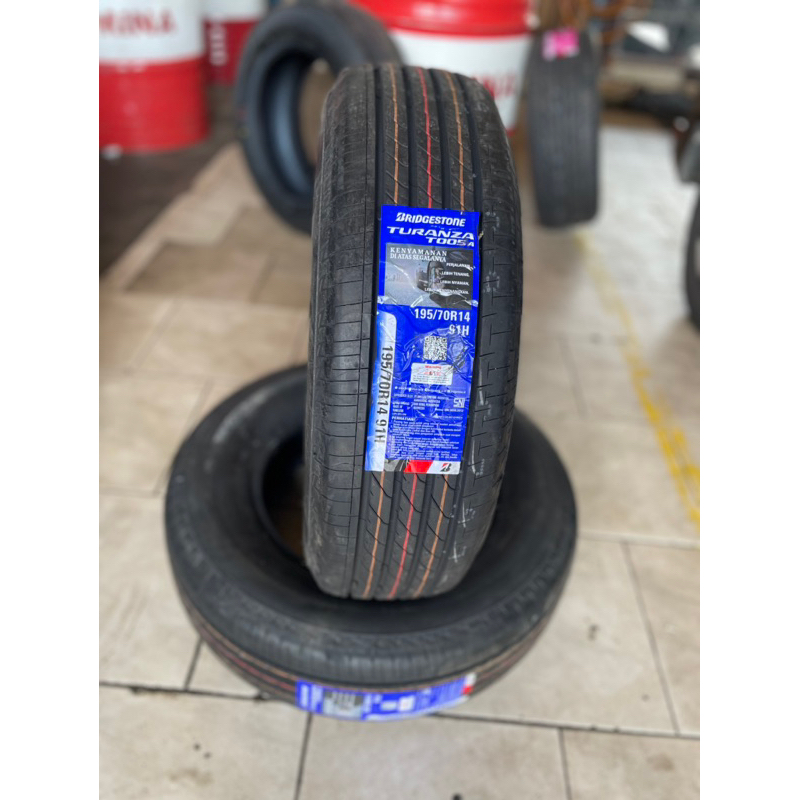 Ban luar Bridgestone BS  195 70 14 195 70 R14  195/70/14 195/70 R14 195-70-14 195-70 R14 19570R14 91