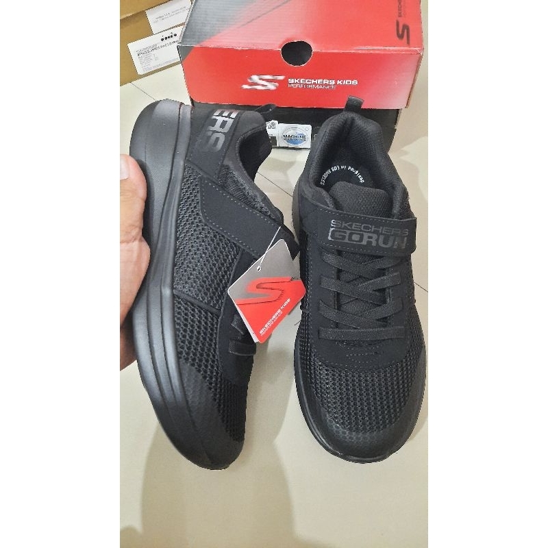 sepatu skechers full hitam 37 dan 39,5