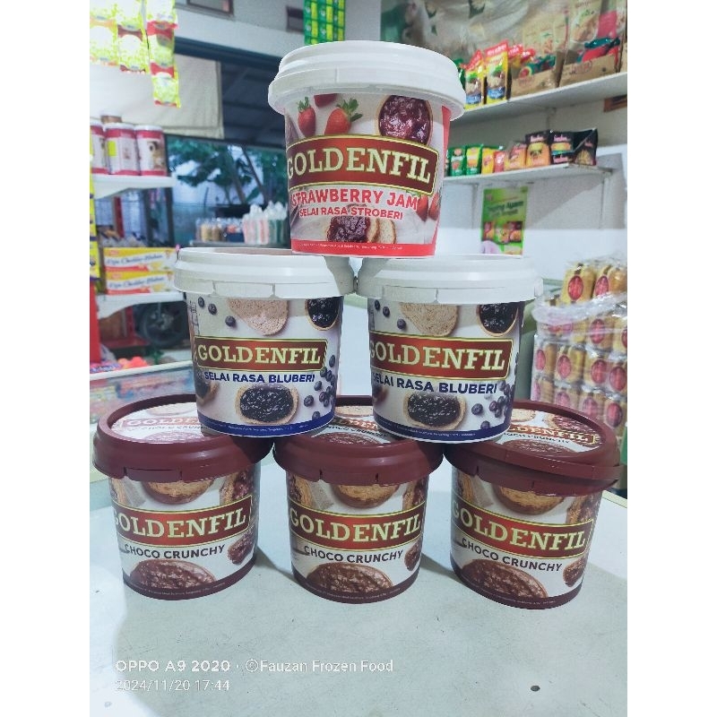 

Goldenfil Choco Crunchy, Selai Blueberry, Selai Strawberry 1kg