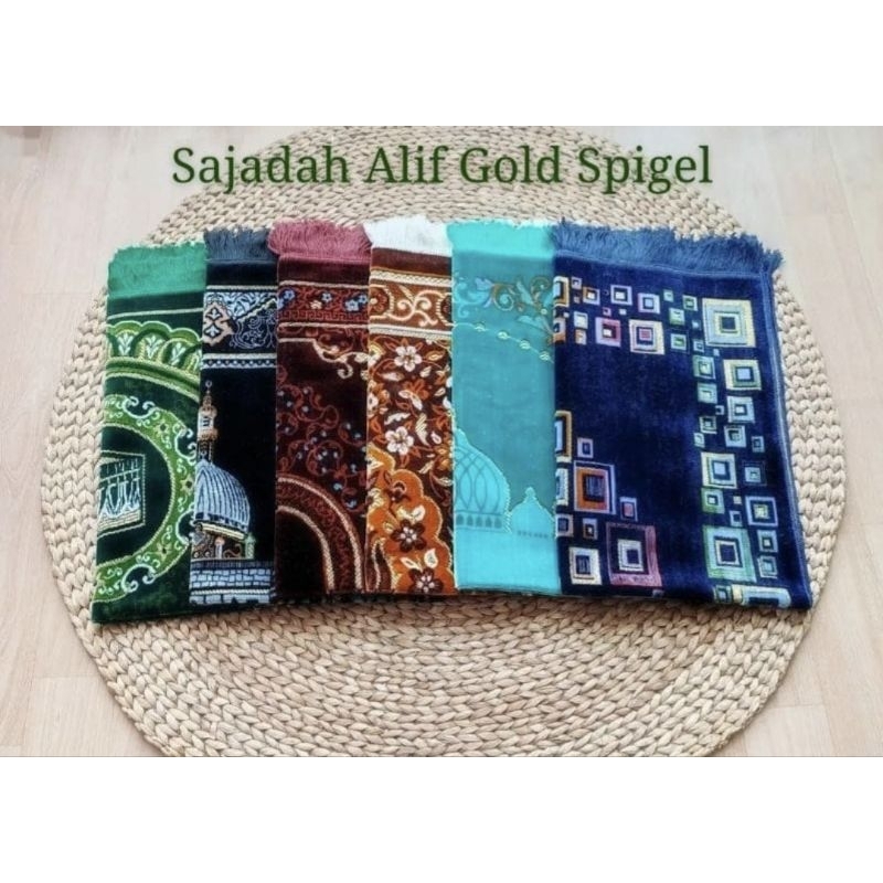 Sajadah Turkiye Alif/ Sajada Karpet/ Sajada Turkiye/ Sajada Alif Gold Spigel