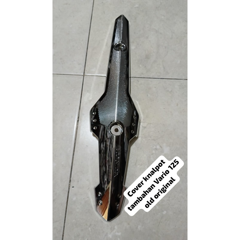GARNISH COVER KNALPOT VARIO 125 OLD KZR 2012 2014 BAHAN ORIGINAL