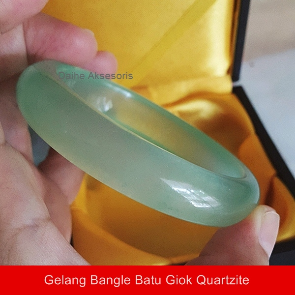 Gelang Bangle Batu Giok Quartzite  / Gelang Giok / Gelang Wanita / Natural Jade Bracelet