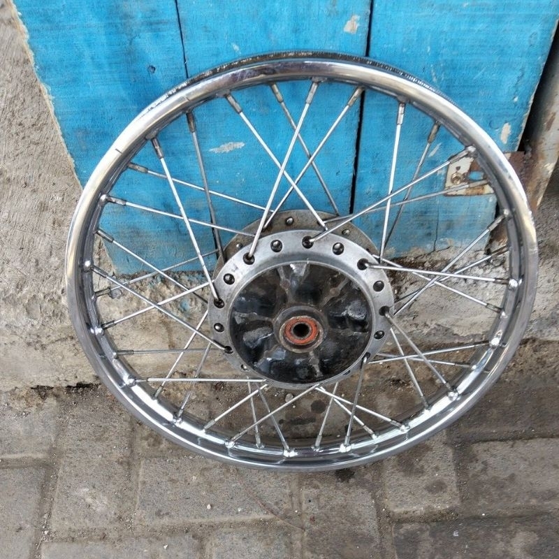 velg belakang jari2 140/17 ninja r toromol  bekas