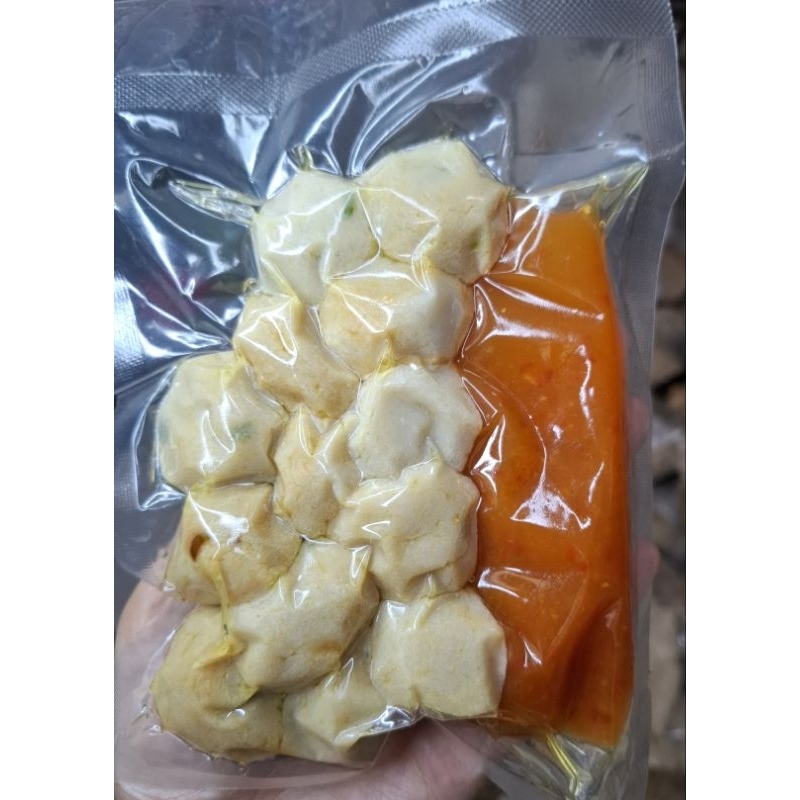 

Otak-otak goreng cuko merah