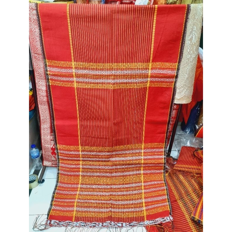 Ulos Ragihotang/Ulos Sirara/Ulos Panoropi