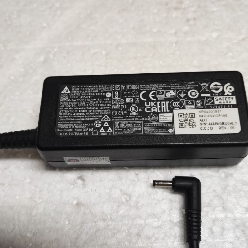 Adaptor DELTA ADP-45FE F  19V 2,37A Jack mini 3mm
