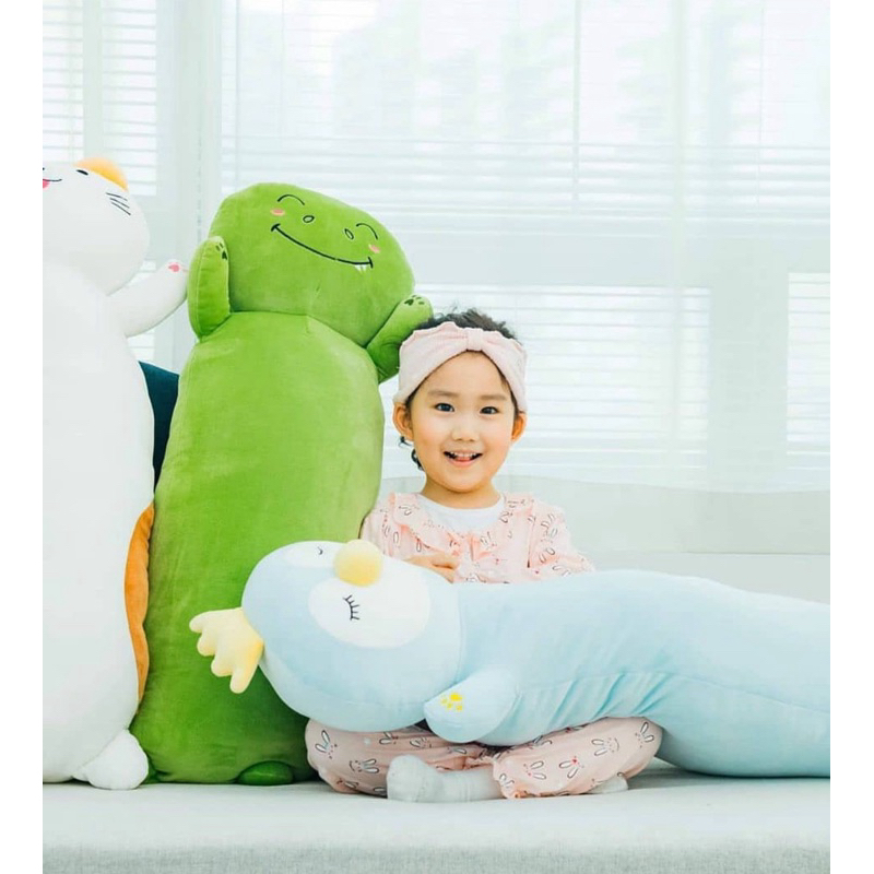 MINISO Boneka Guling Lucu  Boneka Lembut Mainan Mewah Hewan boneka guling Kado Anak Plush Toy