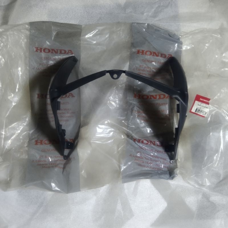 cover garnis lampu depan vario110 fi led original